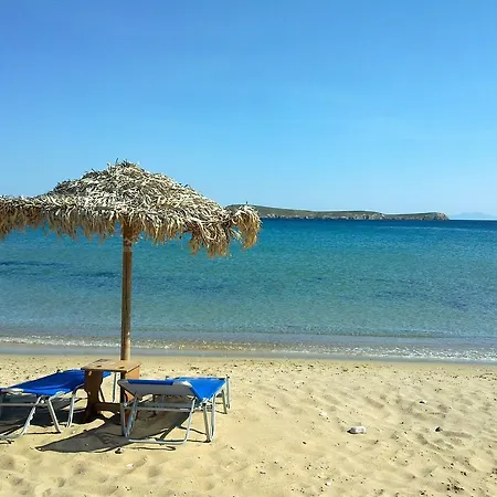 Blue Xenia - 4 * Chrisi Akti (Paros)